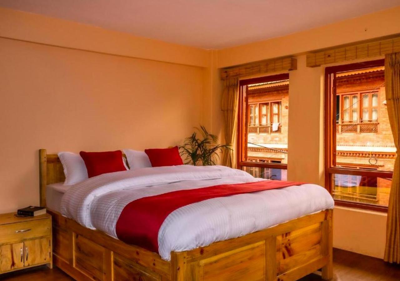 Eagle Nest Hotel Bhatgoan エクステリア 写真